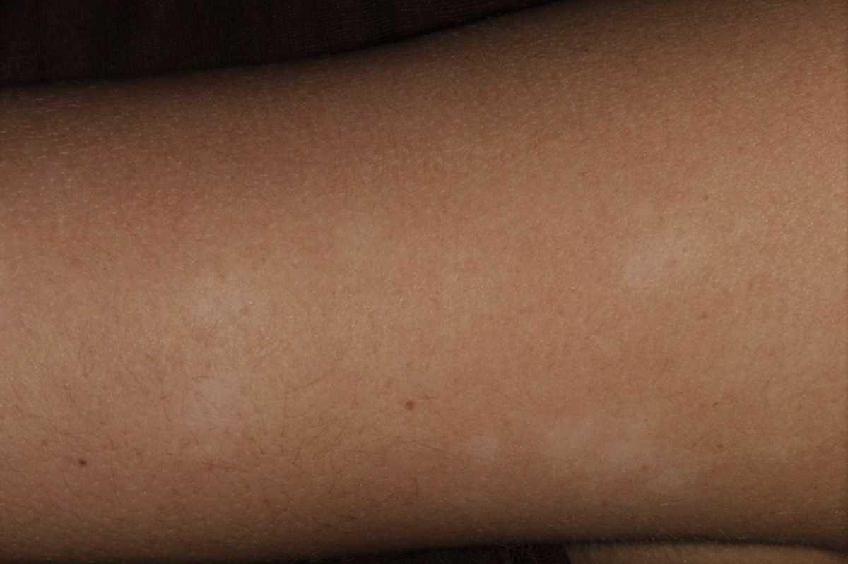 21755043-27253324